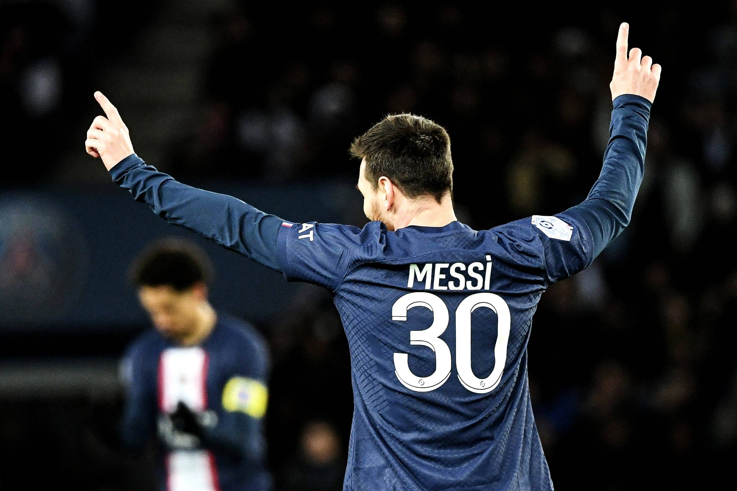 转折点AC米兰篮板制胜，欧超杯关键时刻攻防权衡，悬念犹存，球探报告显示潜力(欧超杯皇马vs亚特兰大回放视频)-亚博体育