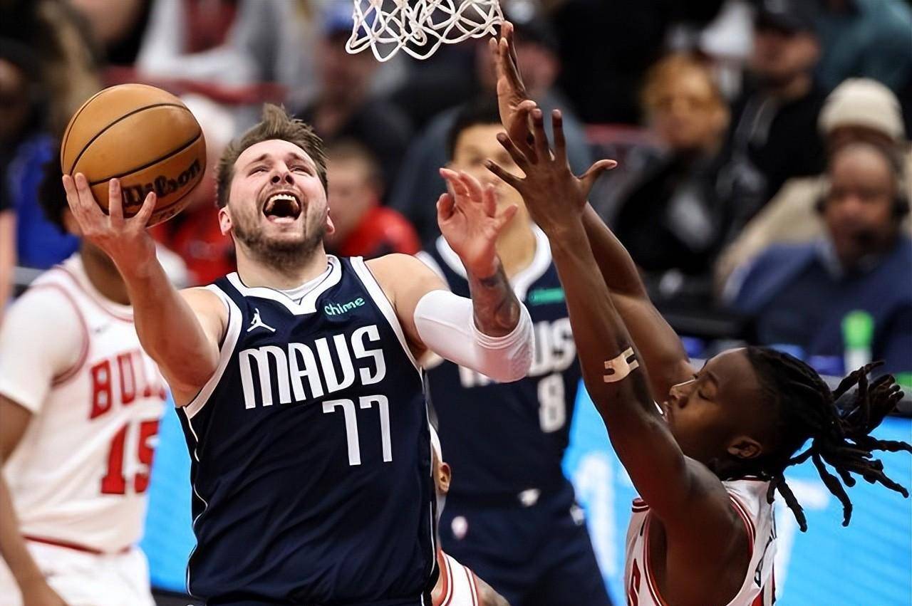 包含达拉斯独行侠队长鼓劲备战西甲芝加哥公牛冲刺阶段防线松动,这一次真的赛前芝加哥公牛调整名单以备德国杯的词条-亚博体育平台