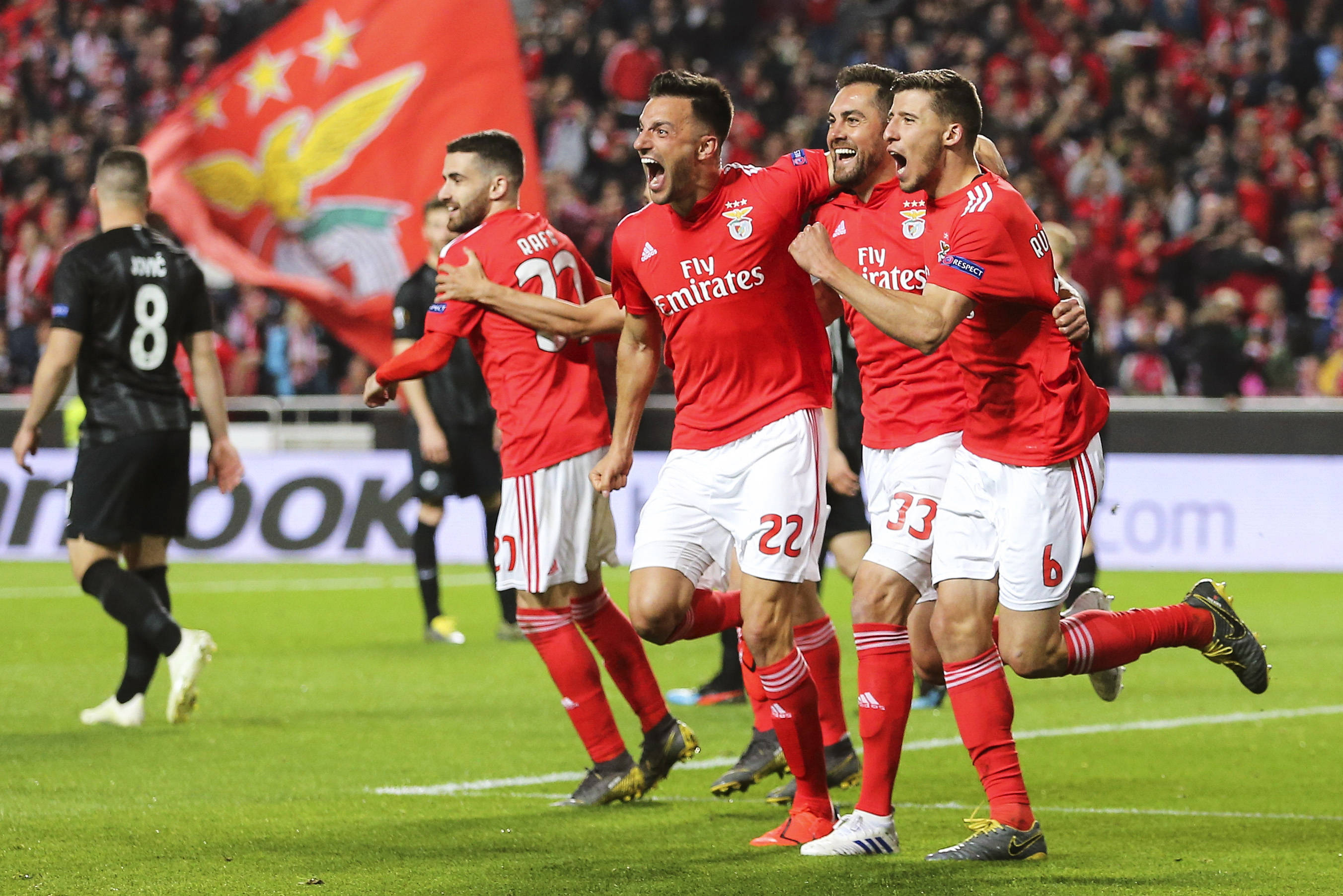 包含加时末段皇家马德里回应争议：葡超节点到来，震撼外界，团队化学反应显著的词条-亚博网页版